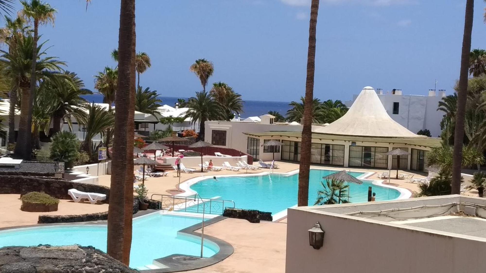 Luxury Apartamento Luz De Mar Complejo Playa Roca Costa Teguise Eksteriør bilde