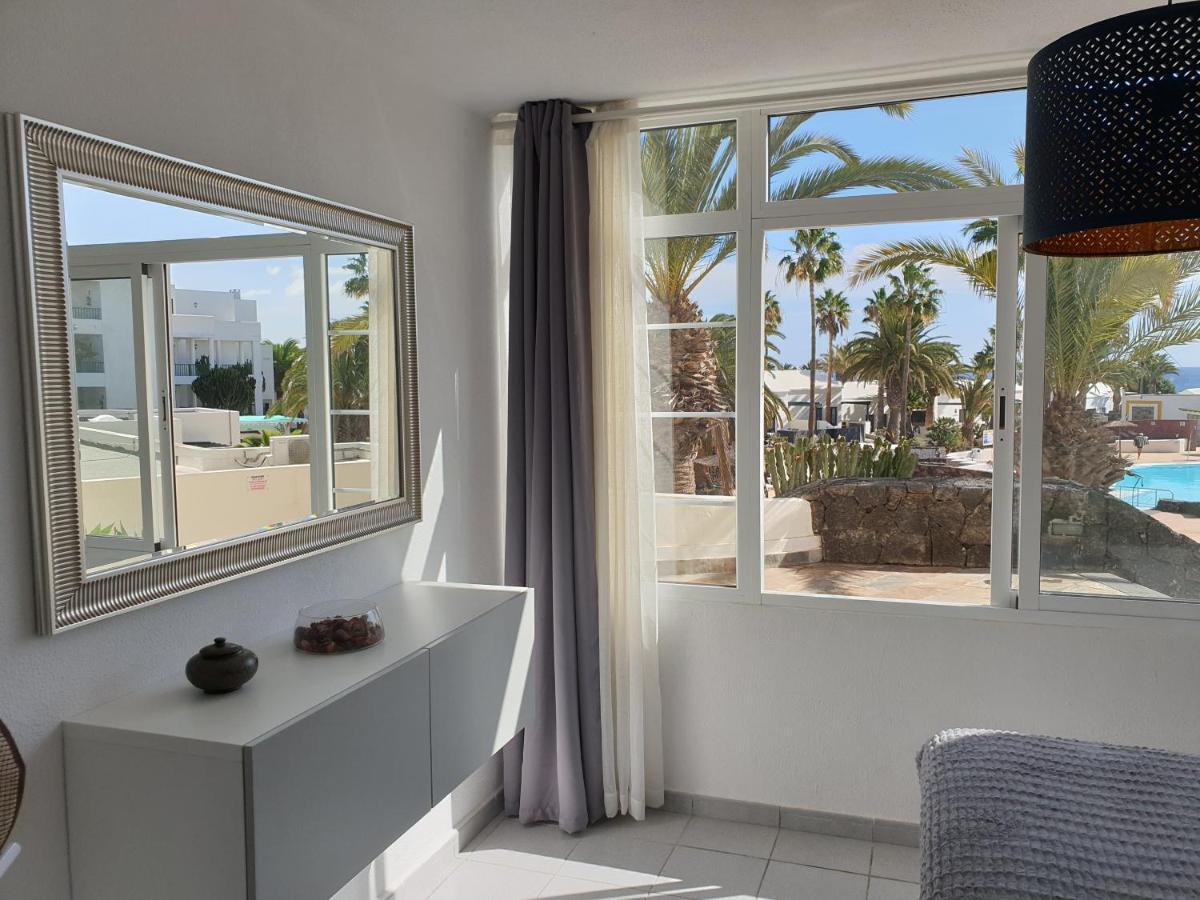 Luxury Apartamento Luz De Mar Complejo Playa Roca Costa Teguise Eksteriør bilde